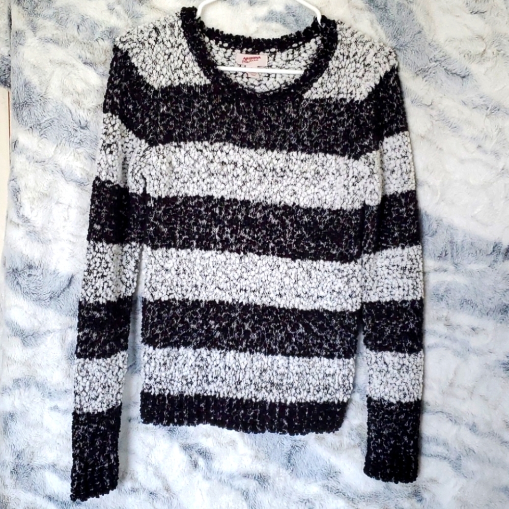 Arizona Jean Co. Sweater